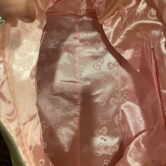 Hello Kitty Satchel Tote in Good Condition - Picture 9 of 11